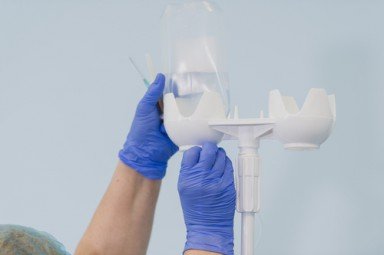 Капельница от запоя в Салехарде